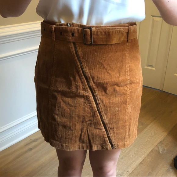 Brown Corduroy Mini Skirt with Asymmetrical zipper - Picture 3 of 3